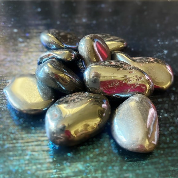 🔮1 Tumbled Natural Hematite - Picture 3 of 4